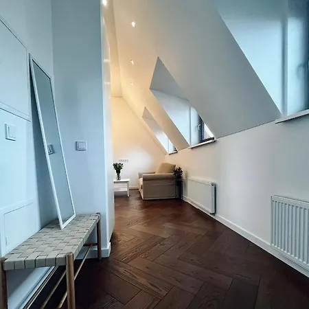 Cozy In The Center Of Apartment *