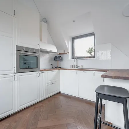 Apartment Cozy In The Center Of *