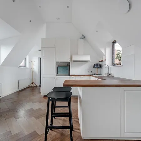 Cozy In The Center Of Apartment