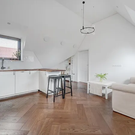 Apartment Cozy In The Center Of *